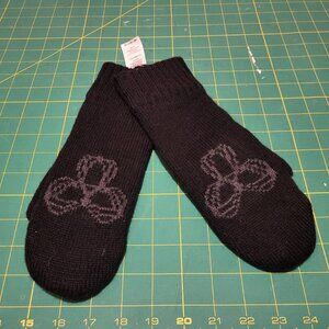 New Black Ladies Aritzia Mittens